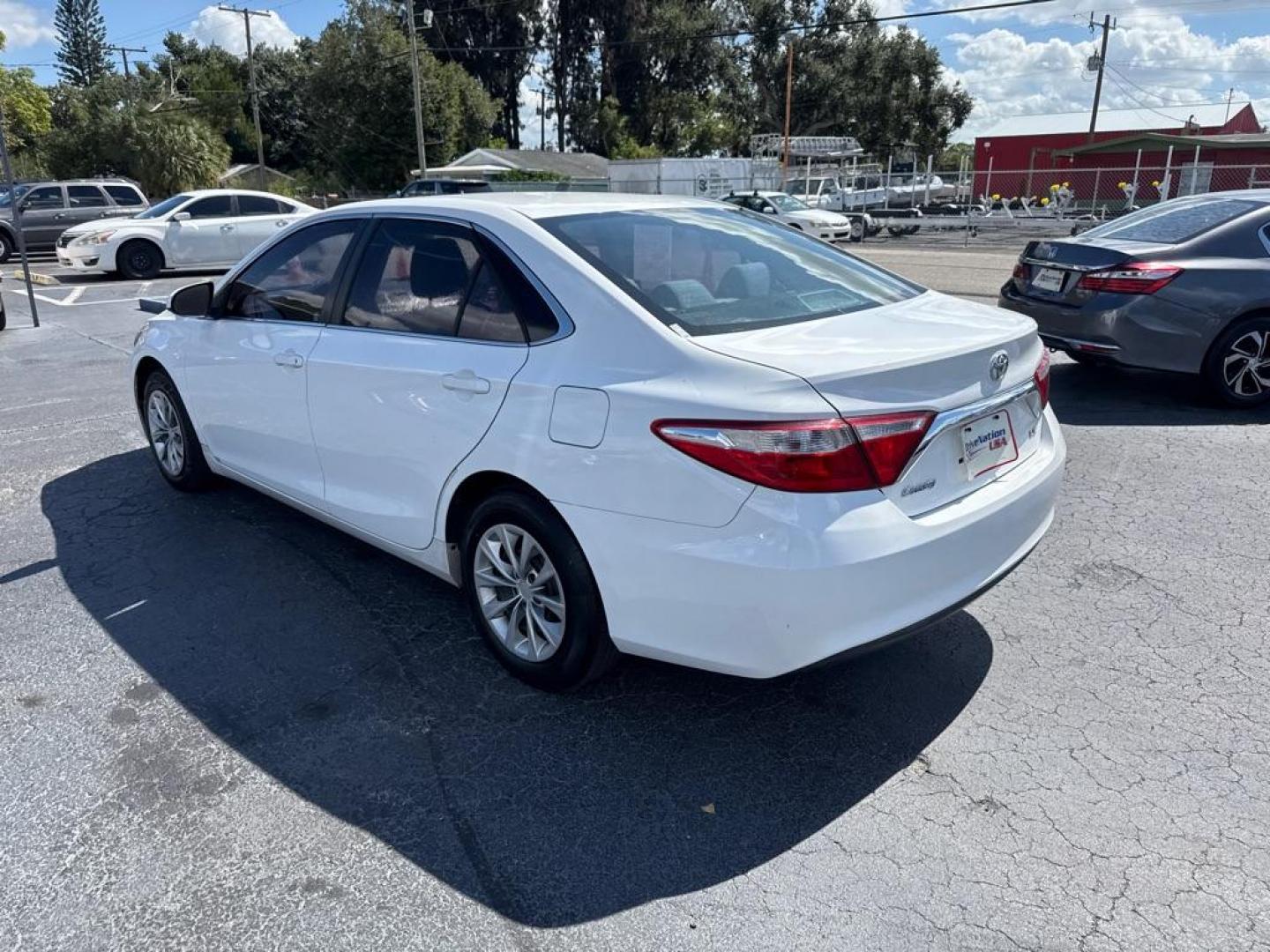 2016 WHITE TOYOTA CAMRY LE (4T1BF1FK8GU) with an 2.5L engine, Automatic transmission, located at 2929 9th St. West, Bradenton, 34205, (941) 242-2810, 27.473591, -82.570679 - Thanks for inquring into DriveNation USA! All vehicles listed can be viewed at www.drivenationusa.com for vehicle history reports and additonal info. We cannot quote any terms such as down payments or monthly payments without an application. You can apply directly at www.drivenationusa.com or by con - Photo#5