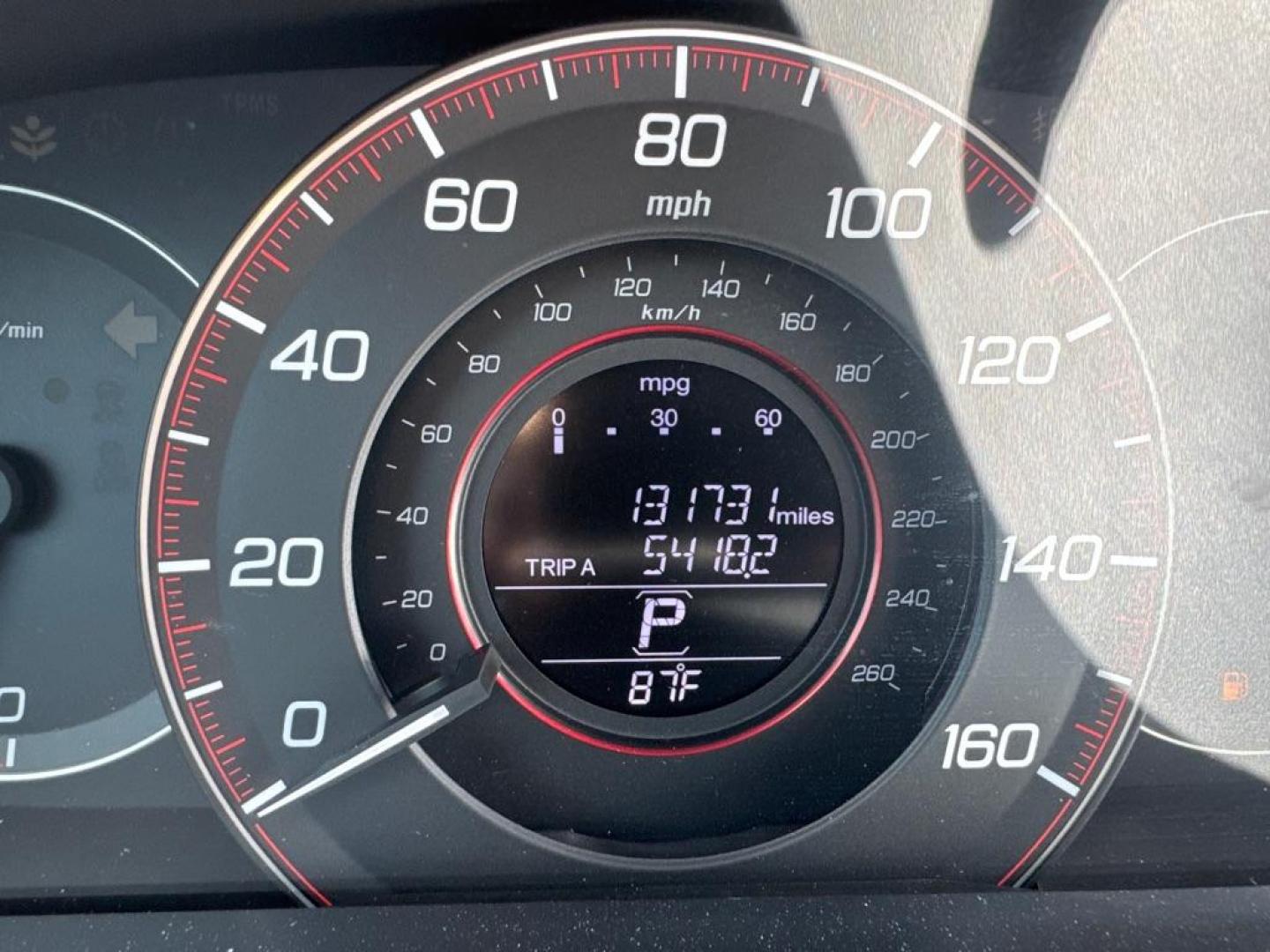 2013 SILVER HONDA ACCORD EXL (1HGCT2B88DA) with an 3.5L engine, Automatic transmission, located at 2929 9th St. West, Bradenton, 34205, (941) 242-2810, 27.473591, -82.570679 - Photo#9