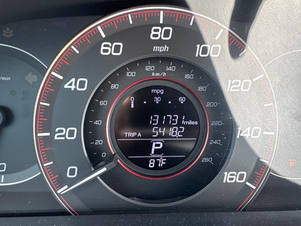 2013 SILVER HONDA ACCORD EXL (1HGCT2B88DA) with an 3.5L engine, Automatic transmission, located at 2929 9th St. West, Bradenton, 34205, (941) 242-2810, 27.473591, -82.570679 - Thanks for inquring into DriveNation USA! All vehicles listed can be viewed at www.drivenationusa.com for vehicle history reports and additonal info. We cannot quote any terms such as down payments or monthly payments without an application. You can apply directly at www.drivenationusa.com or by con - Photo#9