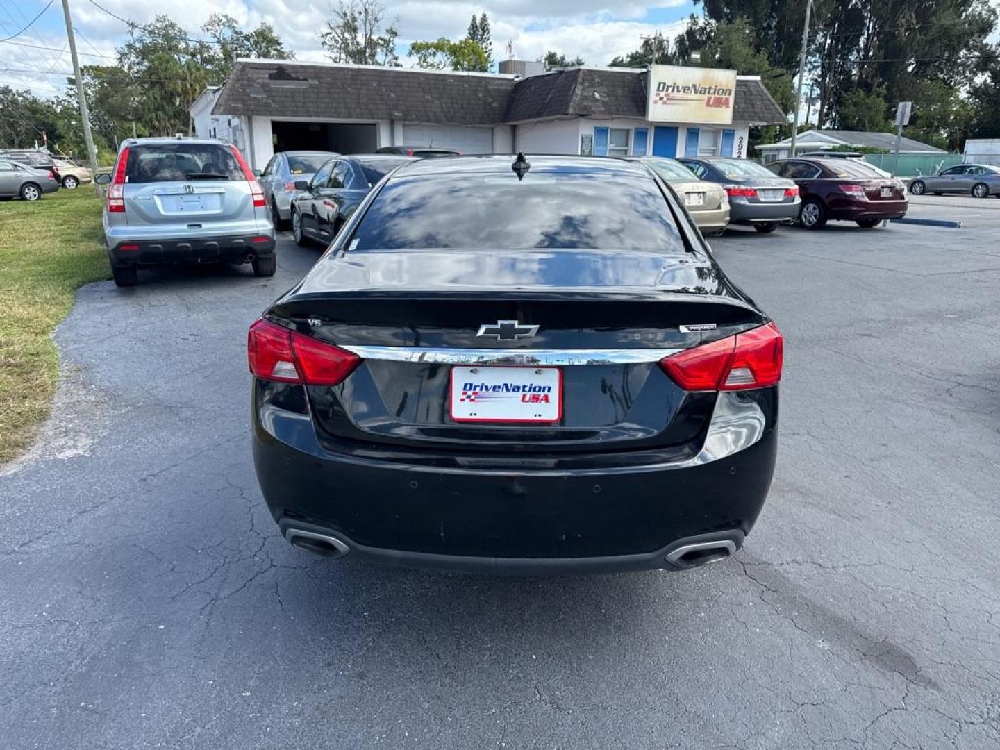 2018 BLACK CHEVROLET IMPALA PREMIER (2G1125S38J9) with an 3.6L engine, Automatic transmission, located at 2929 9th St. West, Bradenton, 34205, (941) 242-2810, 27.473591, -82.570679 - Thanks for inquring into DriveNation USA! All vehicles listed can be viewed at www.drivenationusa.com for vehicle history reports and additonal info. We cannot quote any terms such as down payments or monthly payments without an application. You can apply directly at www.drivenationusa.com or by con - Photo#7