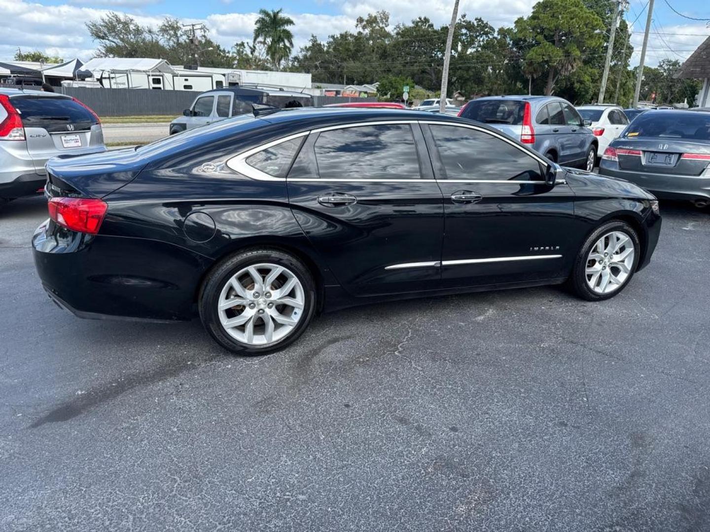2018 BLACK CHEVROLET IMPALA PREMIER (2G1125S38J9) with an 3.6L engine, Automatic transmission, located at 2929 9th St. West, Bradenton, 34205, (941) 242-2810, 27.473591, -82.570679 - Thanks for inquring into DriveNation USA! All vehicles listed can be viewed at www.drivenationusa.com for vehicle history reports and additonal info. We cannot quote any terms such as down payments or monthly payments without an application. You can apply directly at www.drivenationusa.com or by con - Photo#9