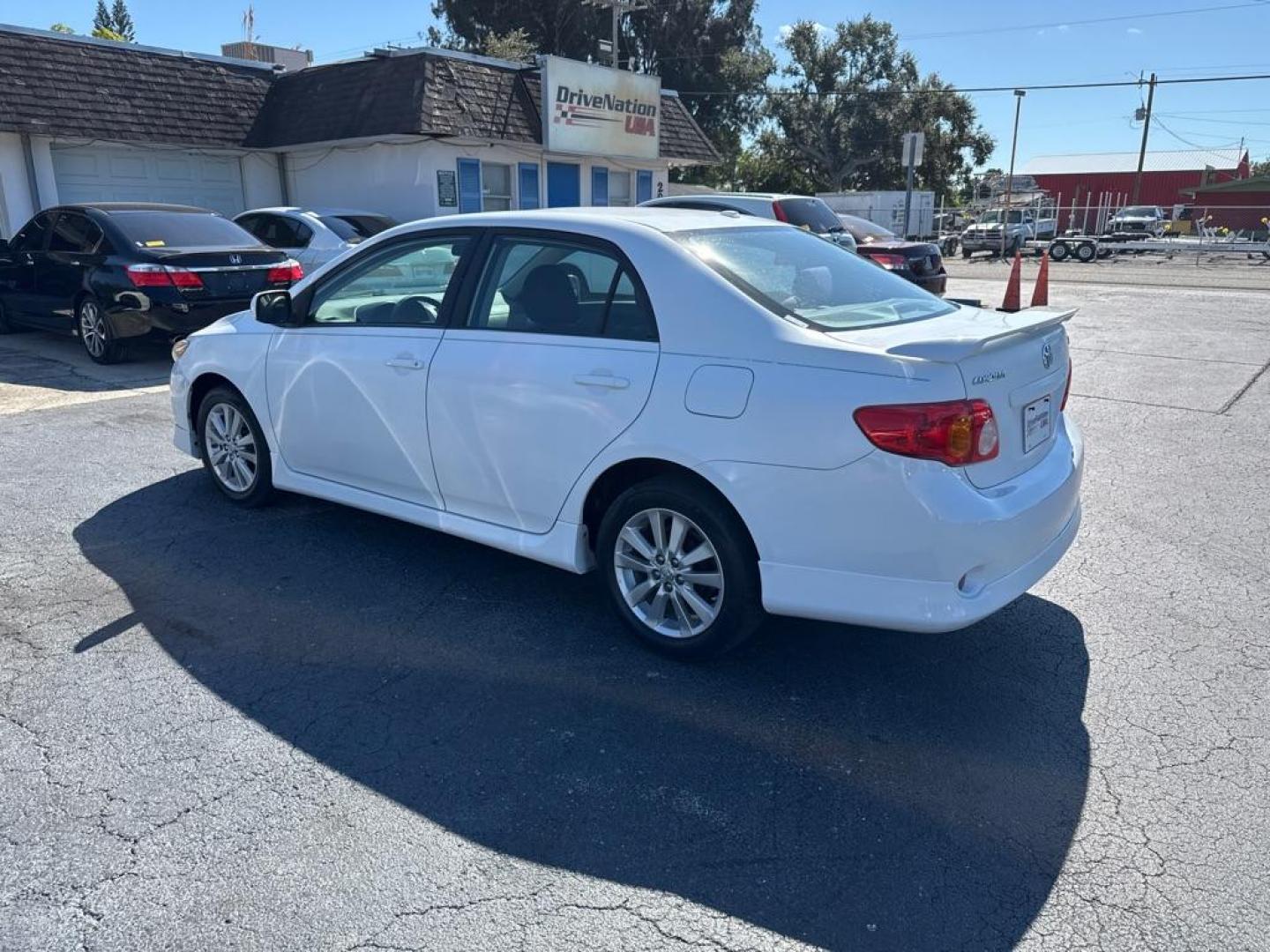 2010 WHITE TOYOTA COROLLA S TYPE (2T1BU4EE6AC) with an 1.8L engine, Automatic transmission, located at 2929 9th St. West, Bradenton, 34205, (941) 242-2810, 27.473591, -82.570679 - Thanks for inquring into DriveNation USA! All vehicles listed can be viewed at www.drivenationusa.com for vehicle history reports and additonal info. We cannot quote any terms such as down payments or monthly payments without an application. You can apply directly at www.drivenationusa.com or by con - Photo#4