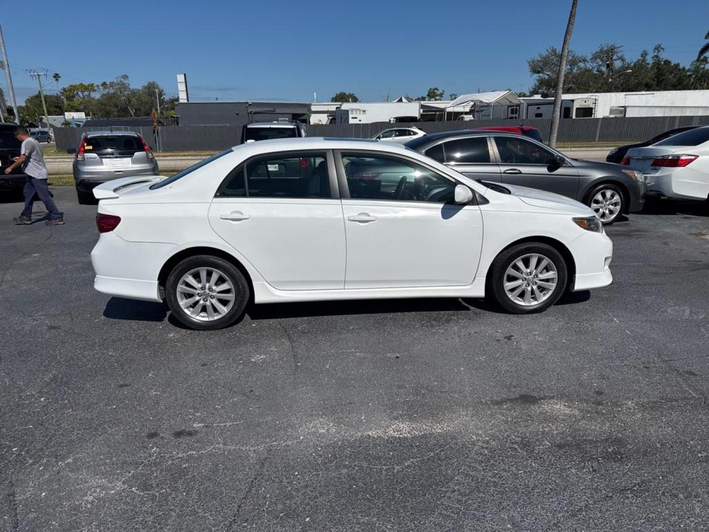 2010 WHITE TOYOTA COROLLA S TYPE (2T1BU4EE6AC) with an 1.8L engine, Automatic transmission, located at 2929 9th St. West, Bradenton, 34205, (941) 242-2810, 27.473591, -82.570679 - Thanks for inquring into DriveNation USA! All vehicles listed can be viewed at www.drivenationusa.com for vehicle history reports and additonal info. We cannot quote any terms such as down payments or monthly payments without an application. You can apply directly at www.drivenationusa.com or by con - Photo#7