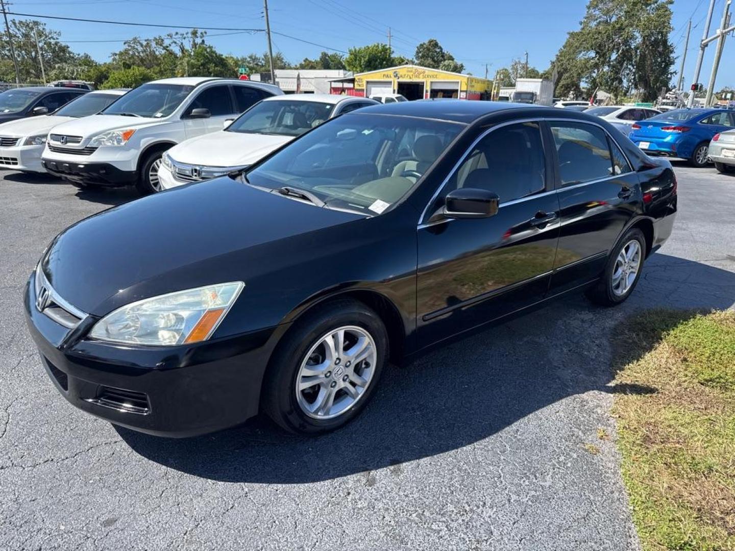 2007 BLACK HONDA ACCORD SE (1HGCM56377A) with an 2.4L engine, Automatic transmission, located at 2929 9th St. West, Bradenton, 34205, (941) 242-2810, 27.473591, -82.570679 - Thanks for inquring into DriveNation USA! All vehicles listed can be viewed at www.drivenationusa.com for vehicle history reports and additonal info. We cannot quote any terms such as down payments or monthly payments without an application. You can apply directly at www.drivenationusa.com or by con - Photo#3