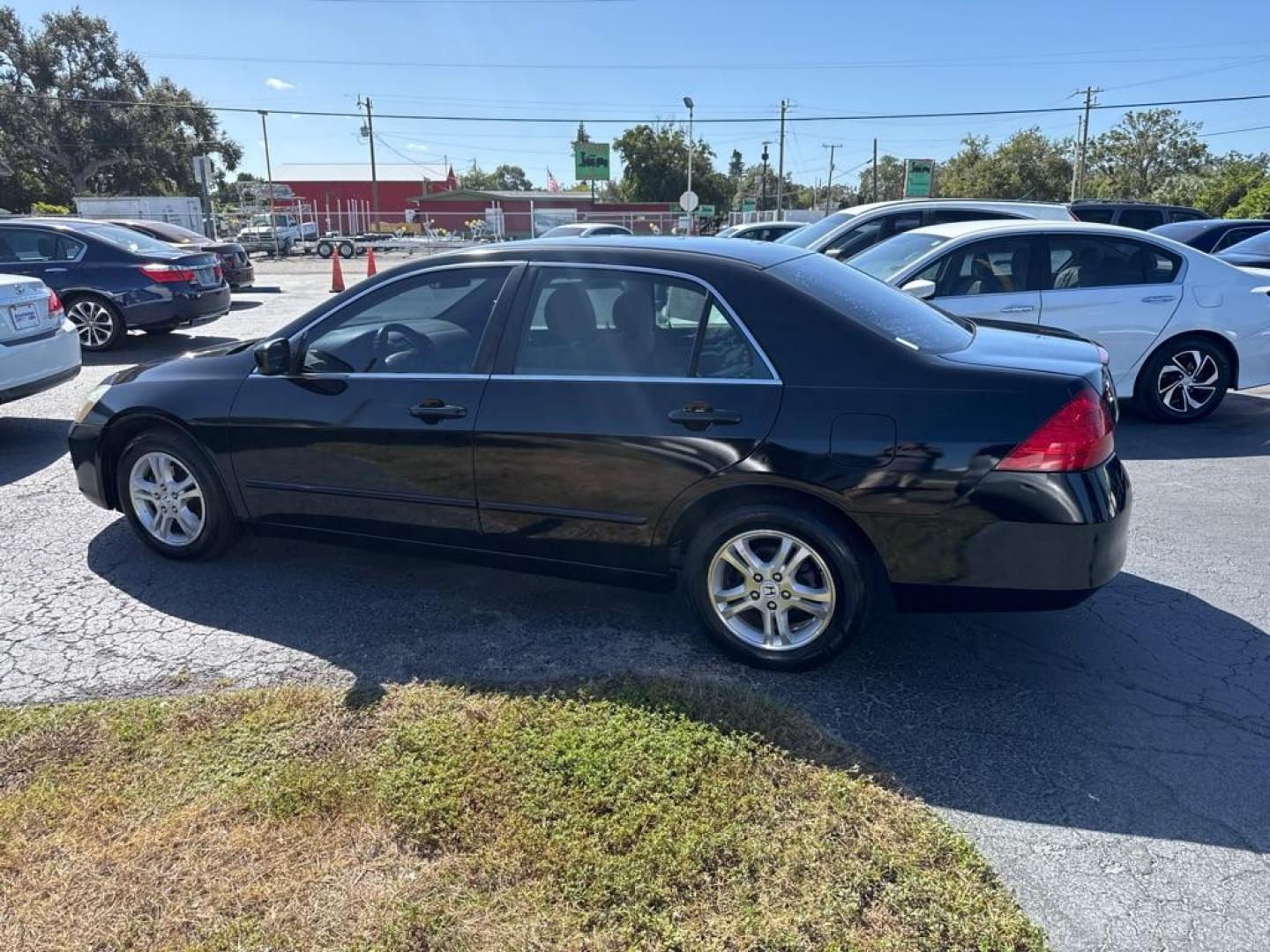 2007 BLACK HONDA ACCORD SE (1HGCM56377A) with an 2.4L engine, Automatic transmission, located at 2929 9th St. West, Bradenton, 34205, (941) 242-2810, 27.473591, -82.570679 - Thanks for inquring into DriveNation USA! All vehicles listed can be viewed at www.drivenationusa.com for vehicle history reports and additonal info. We cannot quote any terms such as down payments or monthly payments without an application. You can apply directly at www.drivenationusa.com or by con - Photo#4