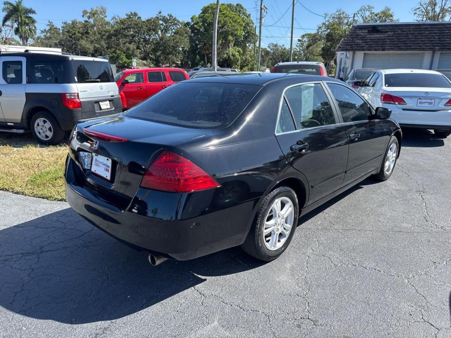 2007 BLACK HONDA ACCORD SE (1HGCM56377A) with an 2.4L engine, Automatic transmission, located at 2929 9th St. West, Bradenton, 34205, (941) 242-2810, 27.473591, -82.570679 - Thanks for inquring into DriveNation USA! All vehicles listed can be viewed at www.drivenationusa.com for vehicle history reports and additonal info. We cannot quote any terms such as down payments or monthly payments without an application. You can apply directly at www.drivenationusa.com or by con - Photo#6
