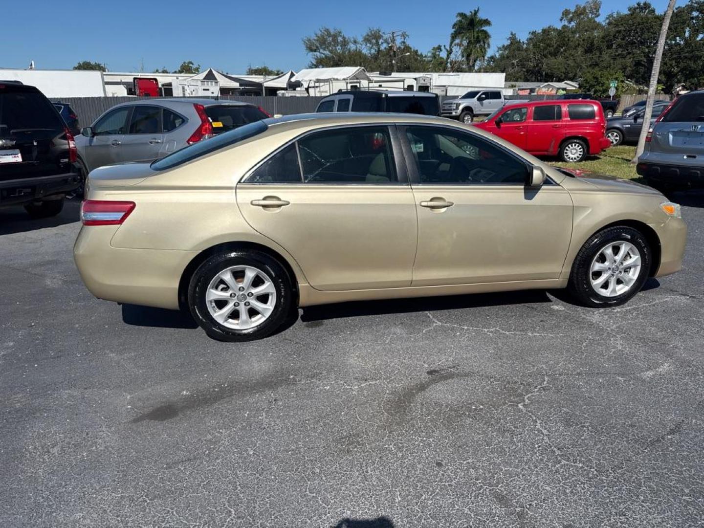 2011 TAN TOYOTA CAMRY SE (4T1BF3EK3BU) with an 2.5L engine, Automatic transmission, located at 2929 9th St. West, Bradenton, 34205, (941) 242-2810, 27.473591, -82.570679 - Thanks for inquring into DriveNation USA! All vehicles listed can be viewed at www.drivenationusa.com for vehicle history reports and additonal info. We cannot quote any terms such as down payments or monthly payments without an application. You can apply directly at www.drivenationusa.com or by con - Photo#7