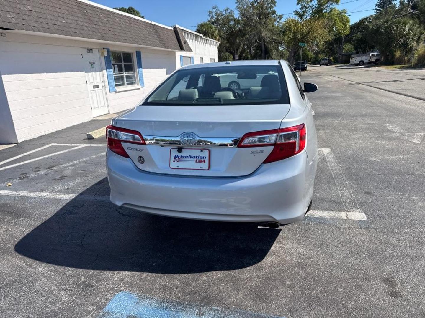 2013 SILVER TOYOTA CAMRY SE (4T4BF1FK4DR) with an 2.5L engine, Automatic transmission, located at 2929 9th St. West, Bradenton, 34205, (941) 242-2810, 27.473591, -82.570679 - Thanks for inquring into DriveNation USA! All vehicles listed can be viewed at www.drivenationusa.com for vehicle history reports and additonal info. We cannot quote any terms such as down payments or monthly payments without an application. You can apply directly at www.drivenationusa.com or by con - Photo#6