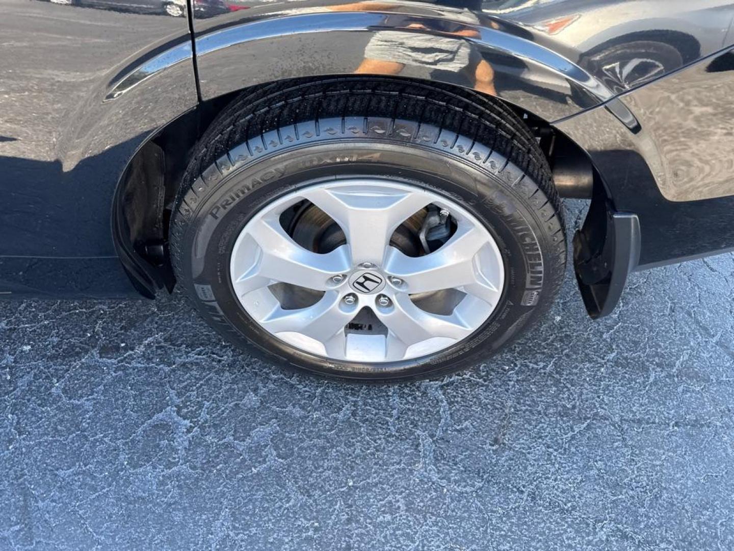 2012 BLACK HONDA CROSSTOUR EXL (5J6TF1H56CL) with an 3.5L engine, Automatic transmission, located at 2929 9th St. West, Bradenton, 34205, (941) 242-2810, 27.473591, -82.570679 - Thanks for inquring into DriveNation USA! All vehicles listed can be viewed at www.drivenationusa.com for vehicle history reports and additonal info. We cannot quote any terms such as down payments or monthly payments without an application. You can apply directly at www.drivenationusa.com or by con - Photo#9