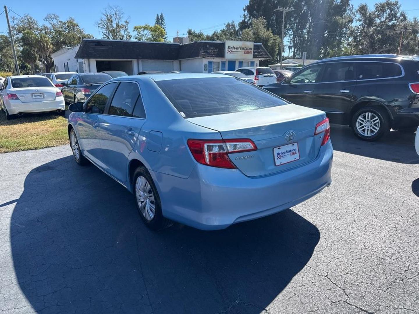 2012 BLUE TOYOTA CAMRY SE (4T1BF1FK4CU) with an 2.5L engine, Automatic transmission, located at 2929 9th St. West, Bradenton, 34205, (941) 242-2810, 27.473591, -82.570679 - Thanks for inquring into DriveNation USA! All vehicles listed can be viewed at www.drivenationusa.com for vehicle history reports and additonal info. We cannot quote any terms such as down payments or monthly payments without an application. You can apply directly at www.drivenationusa.com or by con - Photo#5