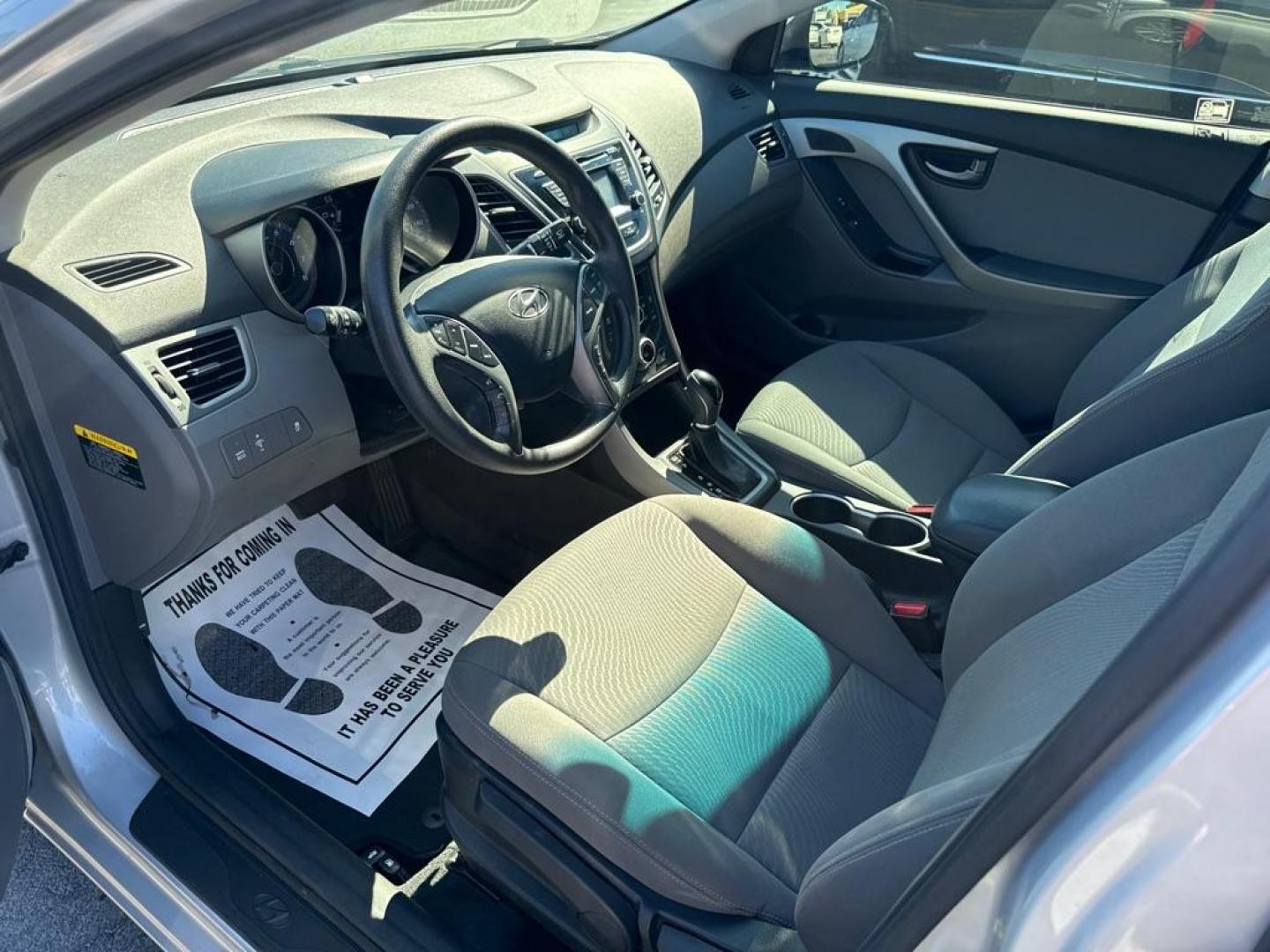 2014 SILVER HYUNDAI ELANTRA SE (KMHDH4AE3EU) with an 1.8L engine, Automatic transmission, located at 2929 9th St. West, Bradenton, 34205, (941) 242-2810, 27.473591, -82.570679 - Thanks for inquring into DriveNation USA! All vehicles listed can be viewed at www.drivenationusa.com for vehicle history reports and additonal info. We cannot quote any terms such as down payments or monthly payments without an application. You can apply directly at www.drivenationusa.com or by con - Photo#6