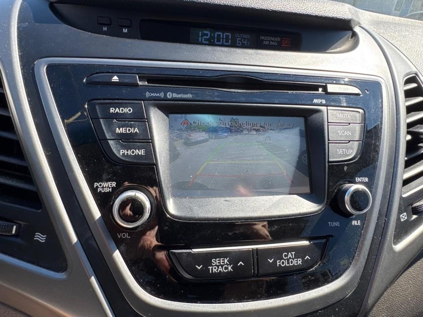 2014 SILVER HYUNDAI ELANTRA SE (KMHDH4AE3EU) with an 1.8L engine, Automatic transmission, located at 2929 9th St. West, Bradenton, 34205, (941) 242-2810, 27.473591, -82.570679 - Thanks for inquring into DriveNation USA! All vehicles listed can be viewed at www.drivenationusa.com for vehicle history reports and additonal info. We cannot quote any terms such as down payments or monthly payments without an application. You can apply directly at www.drivenationusa.com or by con - Photo#8