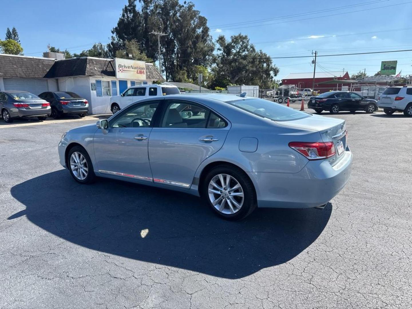 2010 BLUE LEXUS ES 350 (JTHBK1EG5A2) with an 3.5L engine, Automatic transmission, located at 2929 9th St. West, Bradenton, 34205, (941) 242-2810, 27.473591, -82.570679 - Thanks for inquring into DriveNation USA! All vehicles listed can be viewed at www.drivenationusa.com for vehicle history reports and additonal info. We cannot quote any terms such as down payments or monthly payments without an application. You can apply directly at www.drivenationusa.com or by con - Photo#4