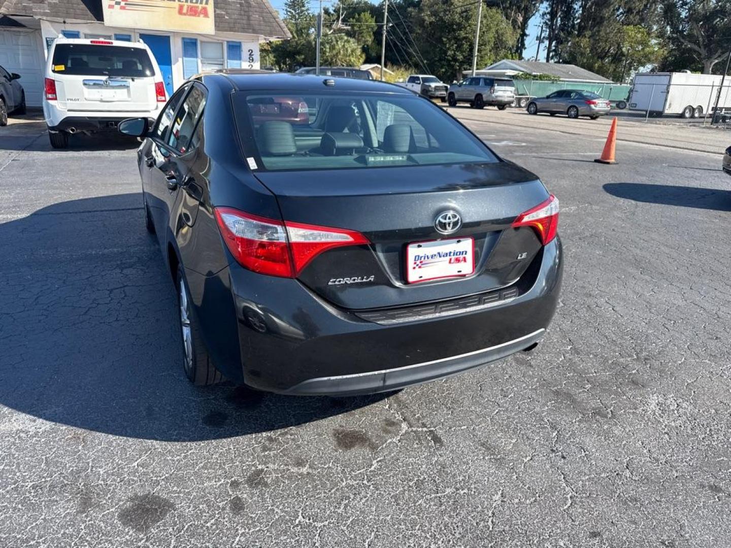 2014 BLACK TOYOTA COROLLA S (2T1BURHE7EC) with an 1.8L engine, Automatic transmission, located at 2929 9th St. West, Bradenton, 34205, (941) 242-2810, 27.473591, -82.570679 - Photo#6