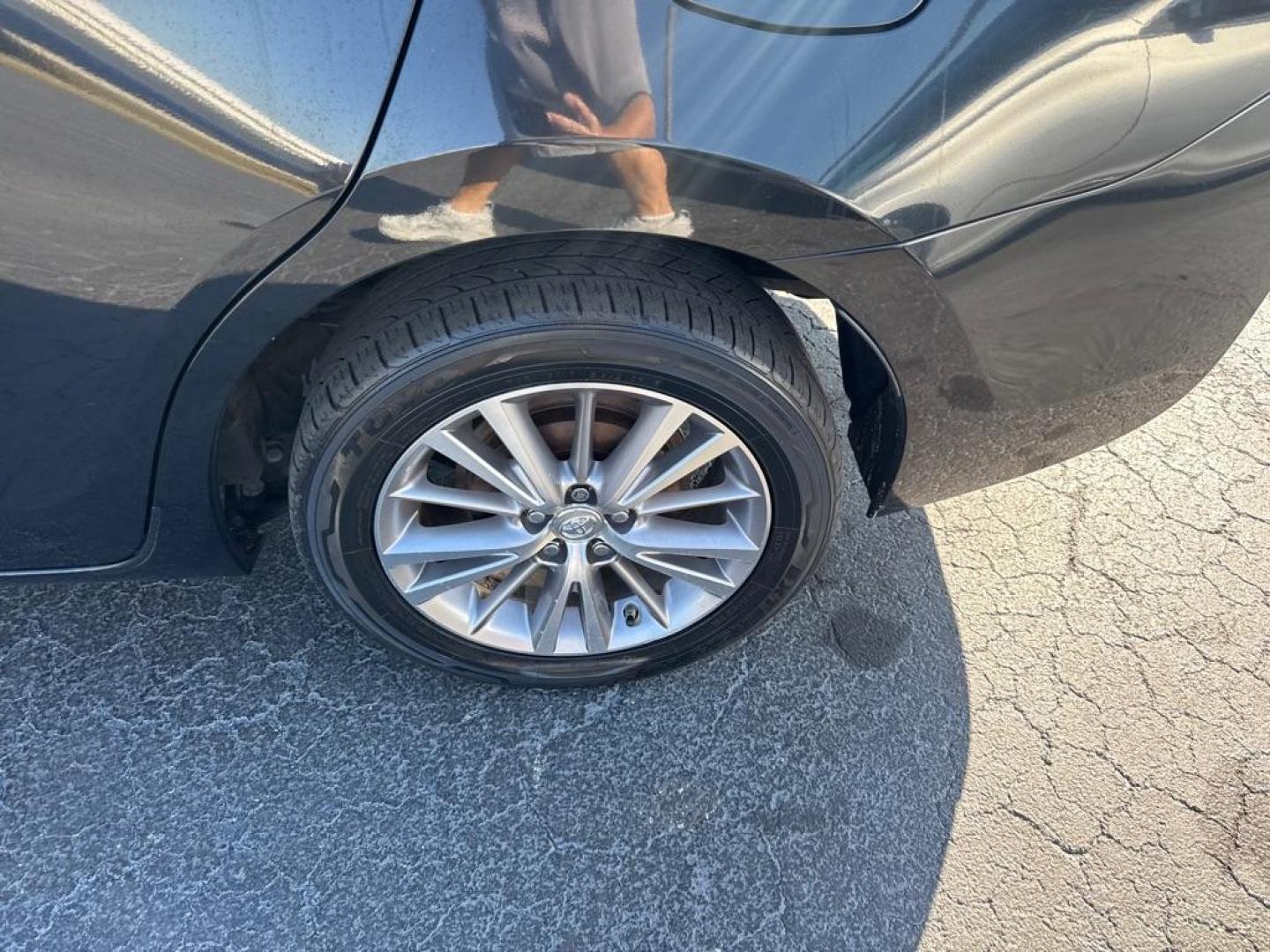 2014 BLACK TOYOTA COROLLA S (2T1BURHE7EC) with an 1.8L engine, Automatic transmission, located at 2929 9th St. West, Bradenton, 34205, (941) 242-2810, 27.473591, -82.570679 - Photo#9