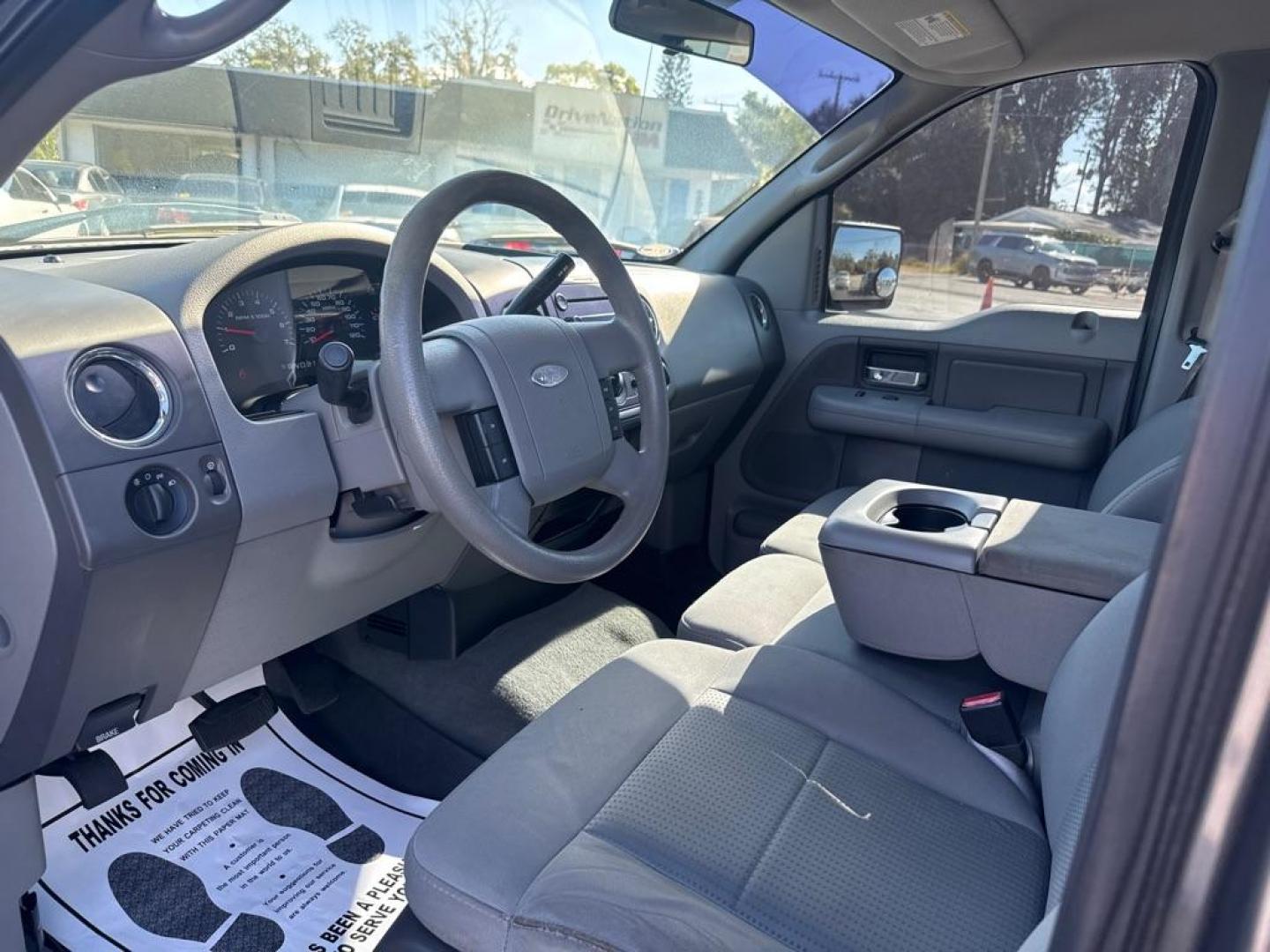 2007 GRAY FORD F150 SUPERCREW (1FTRW12W27K) with an 4.6L engine, Automatic transmission, located at 2929 9th St. West, Bradenton, 34205, (941) 242-2810, 27.473591, -82.570679 - Thanks for inquring into DriveNation USA! All vehicles listed can be viewed at www.drivenationusa.com for vehicle history reports and additonal info. We cannot quote any terms such as down payments or monthly payments without an application. You can apply directly at www.drivenationusa.com or by con - Photo#10