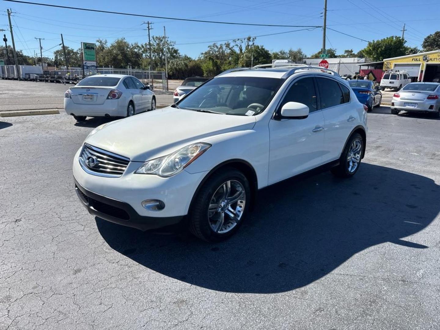 2009 WHITE INFINITI EX35 BASE (JNKAJ09E09M) with an 3.5L engine, Automatic transmission, located at 2929 9th St. West, Bradenton, 34205, (941) 242-2810, 27.473591, -82.570679 - Photo#3