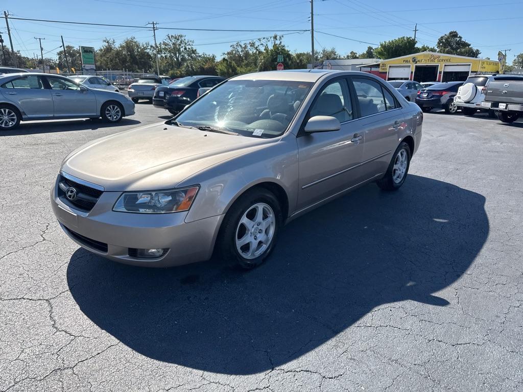 2006 TAN HYUNDAI SONATA GLS (5NPEU46C36H) with an 2.4L engine, Automatic transmission, located at 2929 9th St. West, Bradenton, 34205, (941) 242-2810, 27.473591, -82.570679 - Thanks for inquring into DriveNation USA! All vehicles listed can be viewed at www.drivenationusa.com for vehicle history reports and additonal info. We cannot quote any terms such as down payments or monthly payments without an application. You can apply directly at www.drivenationusa.com or by con - Photo#3