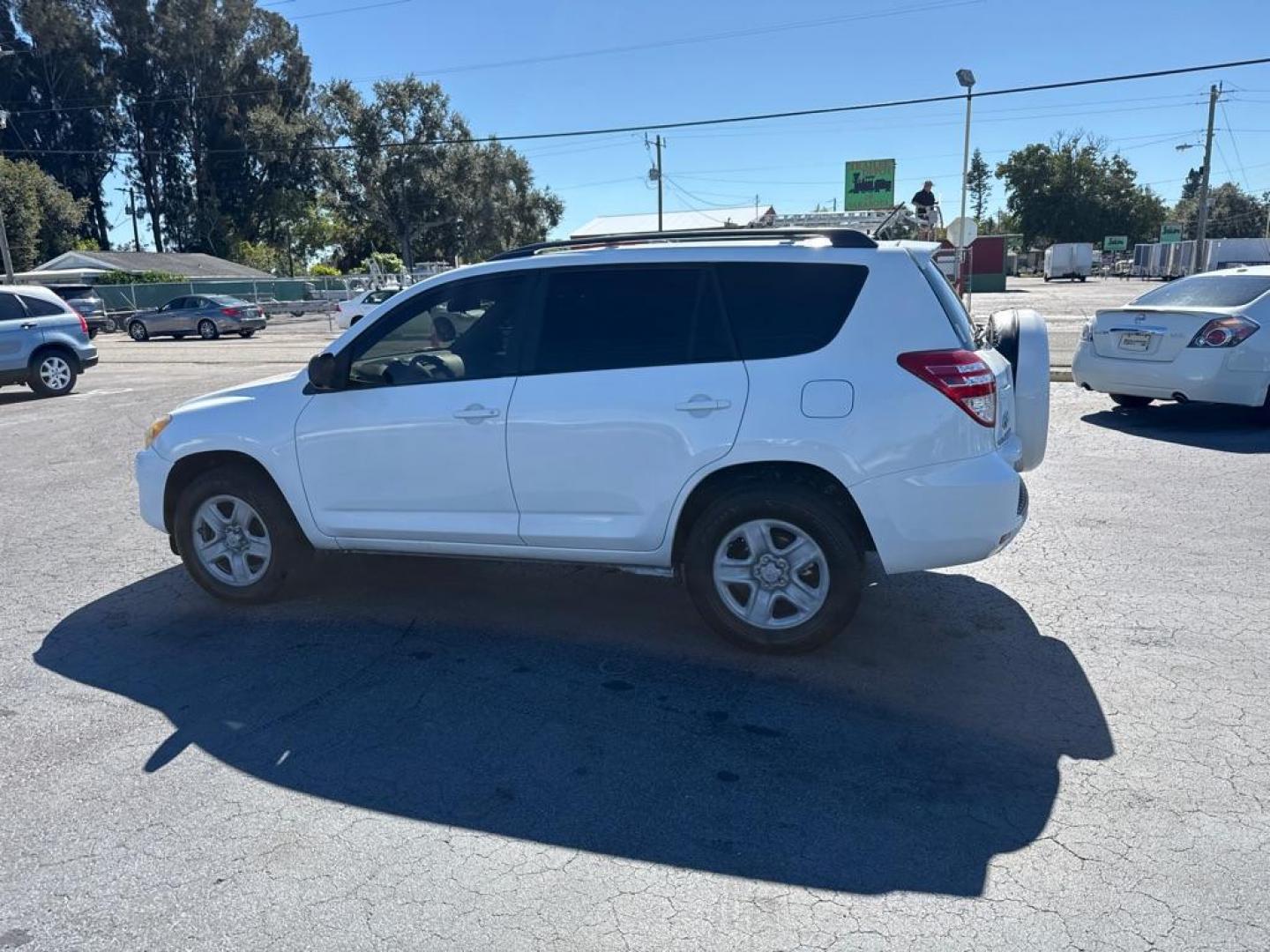 2010 WHITE TOYOTA RAV4 (2T3ZF4DVXAW) with an 2.5L engine, Automatic transmission, located at 2929 9th St. West, Bradenton, 34205, (941) 242-2810, 27.473591, -82.570679 - Thanks for inquring into DriveNation USA! All vehicles listed can be viewed at www.drivenationusa.com for vehicle history reports and additonal info. We cannot quote any terms such as down payments or monthly payments without an application. You can apply directly at www.drivenationusa.com or by con - Photo#5