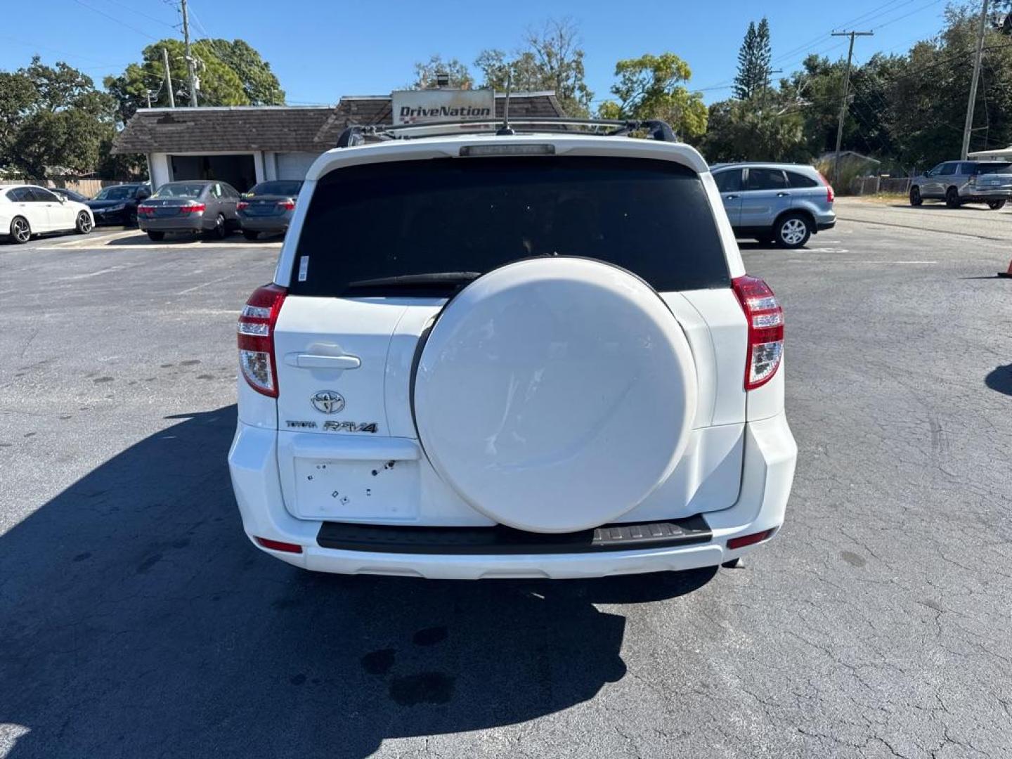 2010 WHITE TOYOTA RAV4 (2T3ZF4DVXAW) with an 2.5L engine, Automatic transmission, located at 2929 9th St. West, Bradenton, 34205, (941) 242-2810, 27.473591, -82.570679 - Thanks for inquring into DriveNation USA! All vehicles listed can be viewed at www.drivenationusa.com for vehicle history reports and additonal info. We cannot quote any terms such as down payments or monthly payments without an application. You can apply directly at www.drivenationusa.com or by con - Photo#6