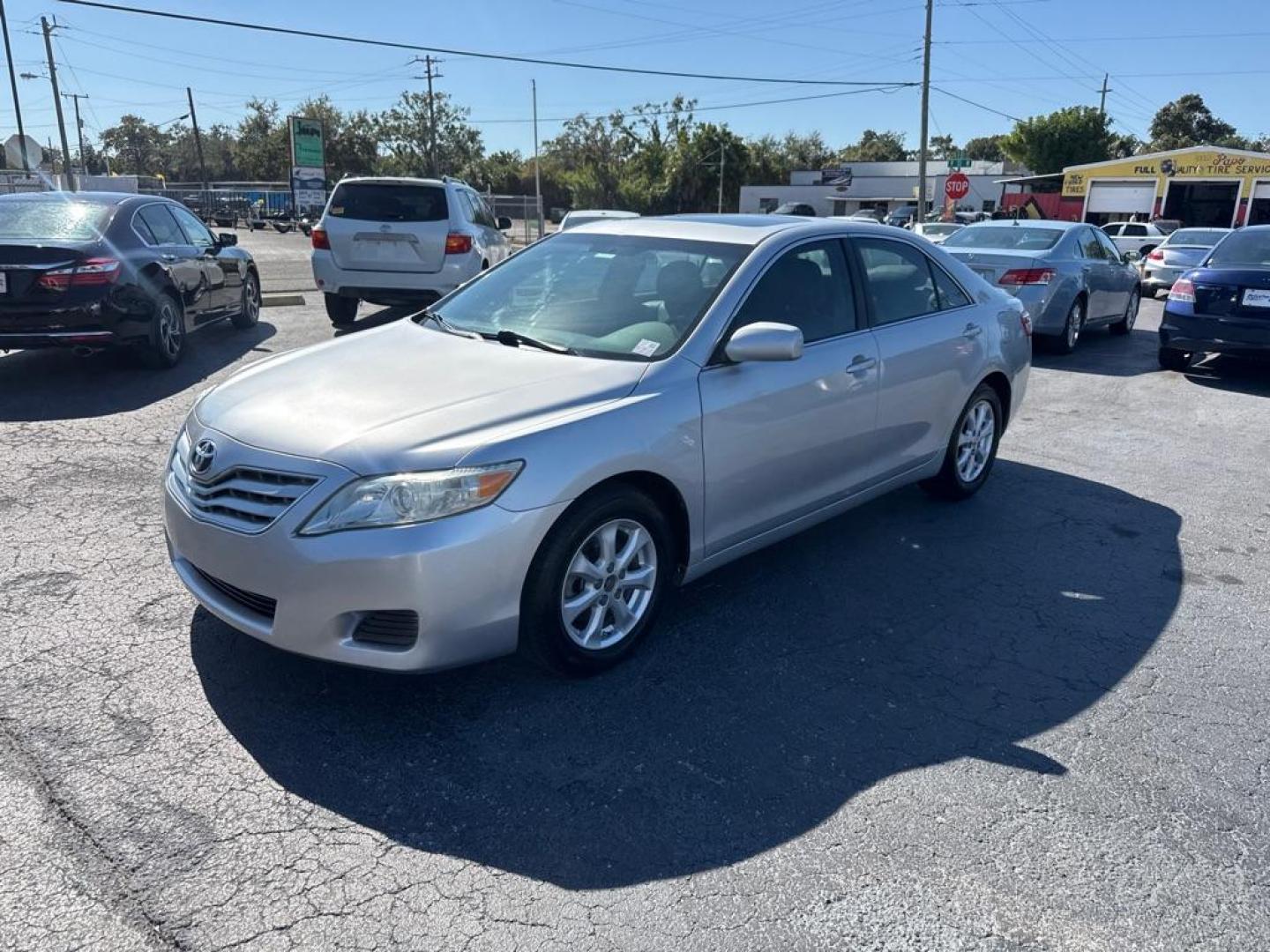2011 SILVER TOYOTA CAMRY SE (4T1BF3EK6BU) with an 2.5L engine, Automatic transmission, located at 2929 9th St. West, Bradenton, 34205, (941) 242-2810, 27.473591, -82.570679 - Thanks for inquring into DriveNation USA! All vehicles listed can be viewed at www.drivenationusa.com for vehicle history reports and additonal info. We cannot quote any terms such as down payments or monthly payments without an application. You can apply directly at www.drivenationusa.com or by con - Photo#3