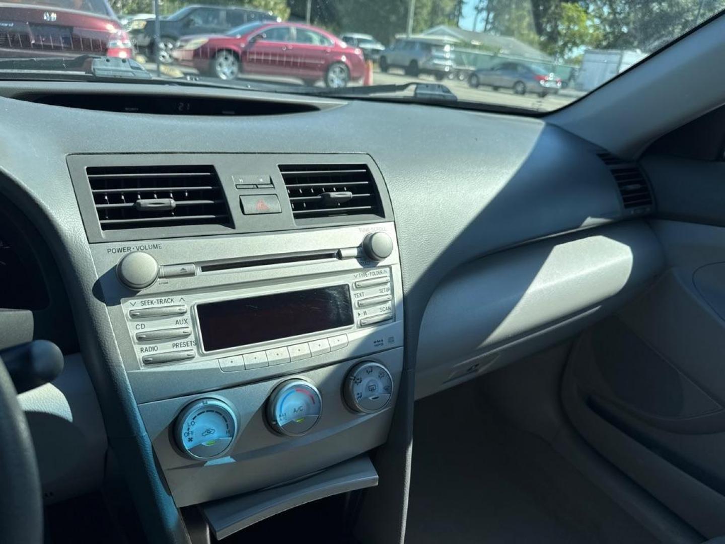 2011 SILVER TOYOTA CAMRY SE (4T1BF3EK6BU) with an 2.5L engine, Automatic transmission, located at 2929 9th St. West, Bradenton, 34205, (941) 242-2810, 27.473591, -82.570679 - Thanks for inquring into DriveNation USA! All vehicles listed can be viewed at www.drivenationusa.com for vehicle history reports and additonal info. We cannot quote any terms such as down payments or monthly payments without an application. You can apply directly at www.drivenationusa.com or by con - Photo#12