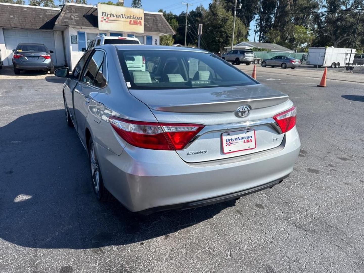 2016 SILVER TOYOTA CAMRY LE (4T1BF1FK5GU) with an 2.5L engine, Automatic transmission, located at 2929 9th St. West, Bradenton, 34205, (941) 242-2810, 27.473591, -82.570679 - Thanks for inquring into DriveNation USA! All vehicles listed can be viewed at www.drivenationusa.com for vehicle history reports and additonal info. We cannot quote any terms such as down payments or monthly payments without an application. You can apply directly at www.drivenationusa.com or by con - Photo#4