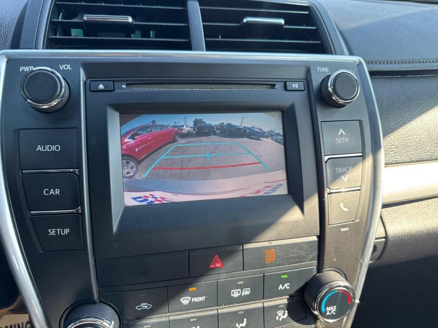 2016 SILVER TOYOTA CAMRY LE (4T1BF1FK5GU) with an 2.5L engine, Automatic transmission, located at 2929 9th St. West, Bradenton, 34205, (941) 242-2810, 27.473591, -82.570679 - Thanks for inquring into DriveNation USA! All vehicles listed can be viewed at www.drivenationusa.com for vehicle history reports and additonal info. We cannot quote any terms such as down payments or monthly payments without an application. You can apply directly at www.drivenationusa.com or by con - Photo#11