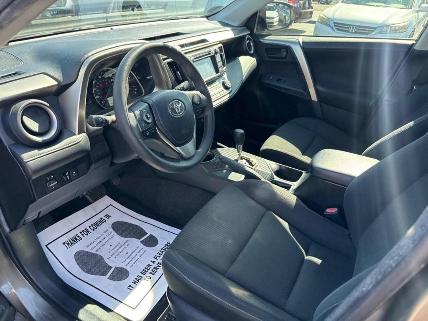 2013 GRAY TOYOTA RAV4 XLE (JTMWFREV2DD) with an 2.5L engine, Automatic transmission, located at 2929 9th St. West, Bradenton, 34205, (941) 242-2810, 27.473591, -82.570679 - Thanks for inquring into DriveNation USA! All vehicles listed can be viewed at www.drivenationusa.com for vehicle history reports and additonal info. We cannot quote any terms such as down payments or monthly payments without an application. You can apply directly at www.drivenationusa.com or by con - Photo#9