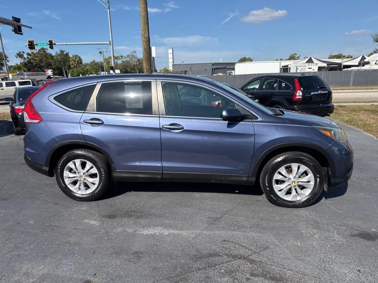 2014 BLUE HONDA CR-V EX (2HKRM3H53EH) with an 2.4L engine, Automatic transmission, located at 2929 9th St. West, Bradenton, 34205, (941) 242-2810, 27.473591, -82.570679 - Thanks for inquring into DriveNation USA! All vehicles listed can be viewed at www.drivenationusa.com for vehicle history reports and additonal info. We cannot quote any terms such as down payments or monthly payments without an application. You can apply directly at www.drivenationusa.com or by con - Photo#8