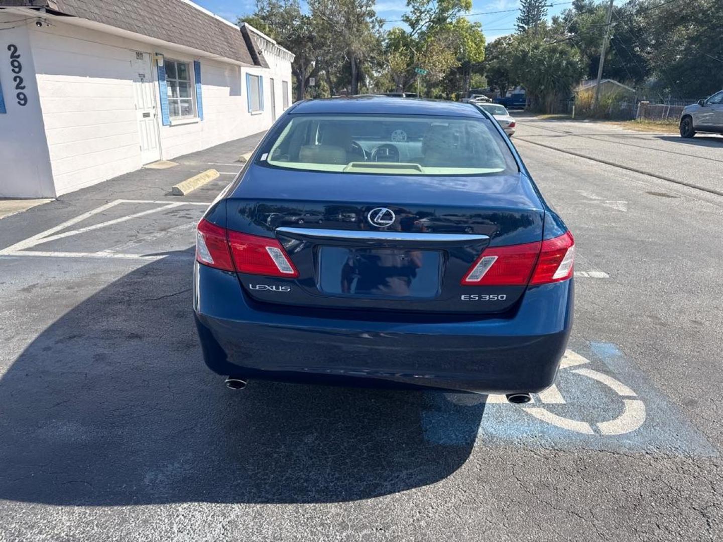 2007 BLUE LEXUS ES 350 (JTHBJ46G972) with an 3.5L engine, Automatic transmission, located at 2929 9th St. West, Bradenton, 34205, (941) 242-2810, 27.473591, -82.570679 - Photo#7