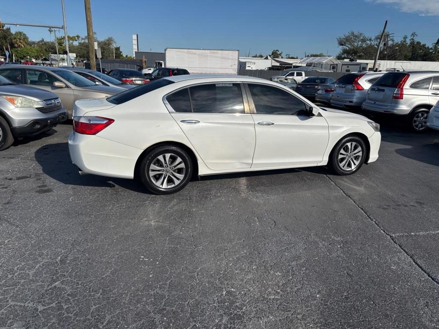 2015 WHITE HONDA ACCORD LX (1HGCR2F37FA) with an 2.4L engine, Continuously Variable transmission, located at 2929 9th St. West, Bradenton, 34205, (941) 242-2810, 27.473591, -82.570679 - Photo#8