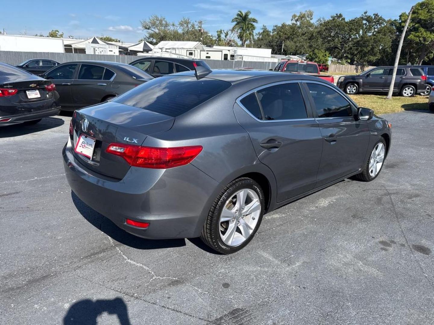 2014 GRAY ACURA ILX 20 TECH (19VDE1F77EE) with an 2.0L engine, Automatic transmission, located at 2929 9th St. West, Bradenton, 34205, (941) 242-2810, 27.473591, -82.570679 - Thanks for inquring into DriveNation USA! All vehicles listed can be viewed at www.drivenationusa.com for vehicle history reports and additonal info. We cannot quote any terms such as down payments or monthly payments without an application. You can apply directly at www.drivenationusa.com or by con - Photo#7