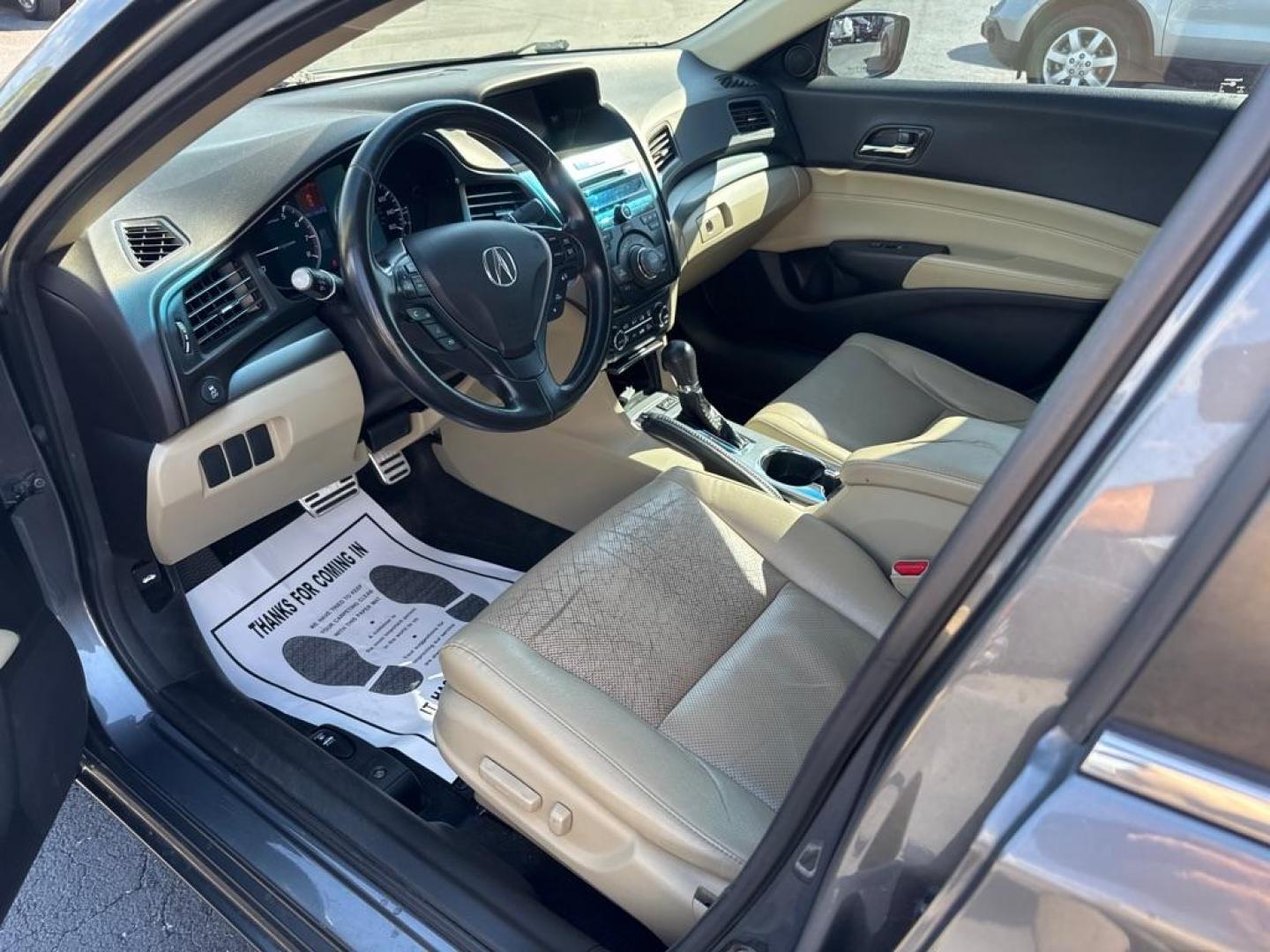 2014 GRAY ACURA ILX 20 TECH (19VDE1F77EE) with an 2.0L engine, Automatic transmission, located at 2929 9th St. West, Bradenton, 34205, (941) 242-2810, 27.473591, -82.570679 - Thanks for inquring into DriveNation USA! All vehicles listed can be viewed at www.drivenationusa.com for vehicle history reports and additonal info. We cannot quote any terms such as down payments or monthly payments without an application. You can apply directly at www.drivenationusa.com or by con - Photo#9