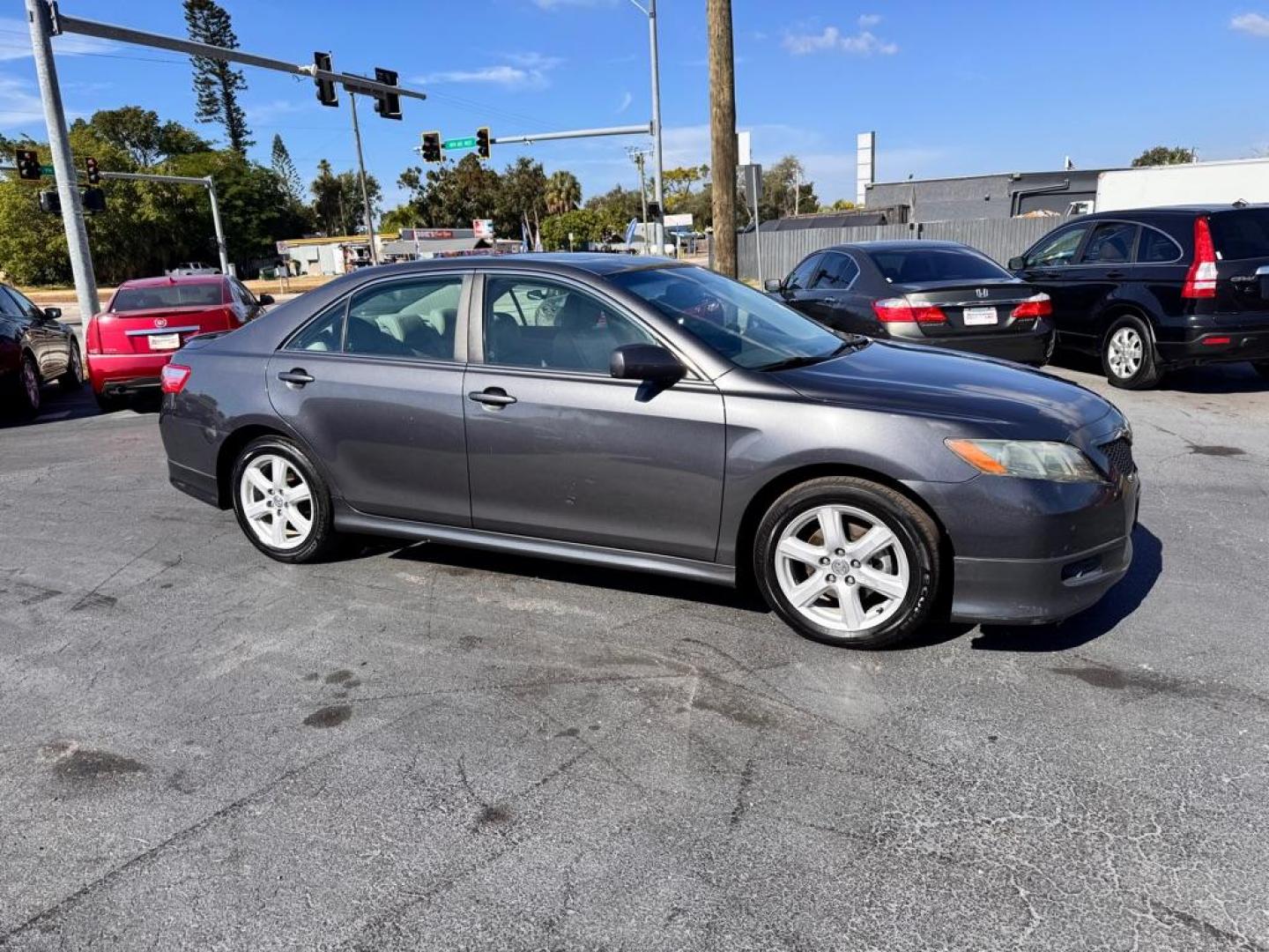 2008 GRAY TOYOTA CAMRY LE (4T1BK46K18U) with an 3.5L engine, Automatic transmission - Thanks for inquring into DriveNation USA! All vehicles listed can be viewed at www.drivenationusa.com for vehicle history reports and additonal info. We cannot quote any terms such as down payments or monthly payments without an application. You can apply directly at www.drivenationusa.com or by con - Photo#0