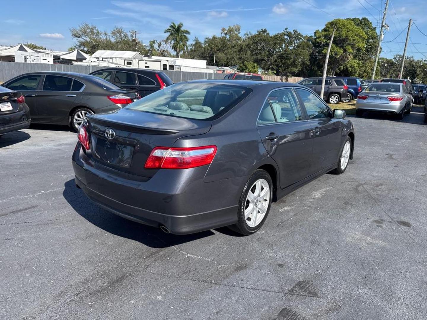 2008 GRAY TOYOTA CAMRY LE (4T1BK46K18U) with an 3.5L engine, Automatic transmission - Thanks for inquring into DriveNation USA! All vehicles listed can be viewed at www.drivenationusa.com for vehicle history reports and additonal info. We cannot quote any terms such as down payments or monthly payments without an application. You can apply directly at www.drivenationusa.com or by con - Photo#6