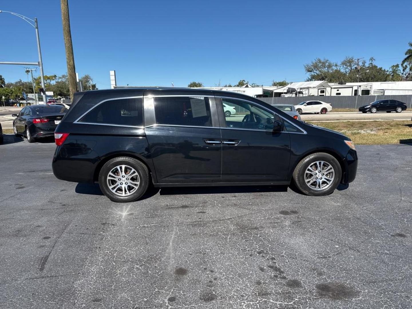 2011 BLACK HONDA ODYSSEY EX (5FNRL5H49BB) with an 3.5L engine, Automatic transmission, located at 2929 9th St. West, Bradenton, 34205, (941) 242-2810, 27.473591, -82.570679 - Photo#9