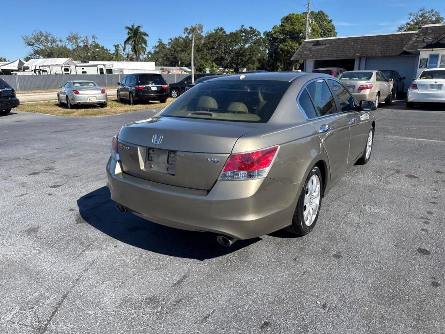 2009 GOLD HONDA ACCORD EXL (5KBCP36859B) with an 3.5L engine, Automatic transmission, located at 2929 9th St. West, Bradenton, 34205, (941) 242-2810, 27.473591, -82.570679 - Thanks for inquring into DriveNation USA! All vehicles listed can be viewed at www.drivenationusa.com for vehicle history reports and additonal info. We cannot quote any terms such as down payments or monthly payments without an application. You can apply directly at www.drivenationusa.com or by con - Photo#6