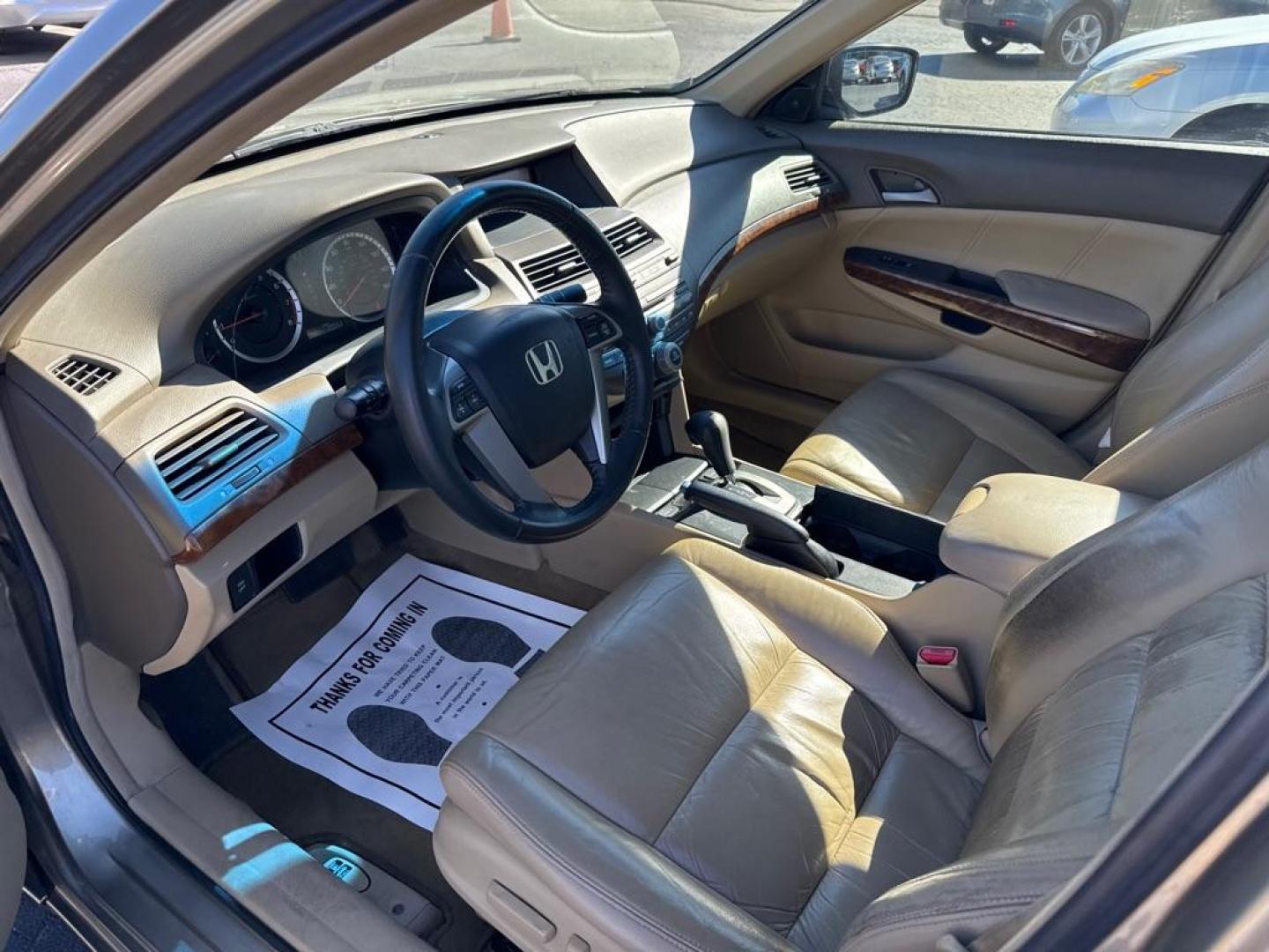 2009 GOLD HONDA ACCORD EXL (5KBCP36859B) with an 3.5L engine, Automatic transmission, located at 2929 9th St. West, Bradenton, 34205, (941) 242-2810, 27.473591, -82.570679 - Thanks for inquring into DriveNation USA! All vehicles listed can be viewed at www.drivenationusa.com for vehicle history reports and additonal info. We cannot quote any terms such as down payments or monthly payments without an application. You can apply directly at www.drivenationusa.com or by con - Photo#8