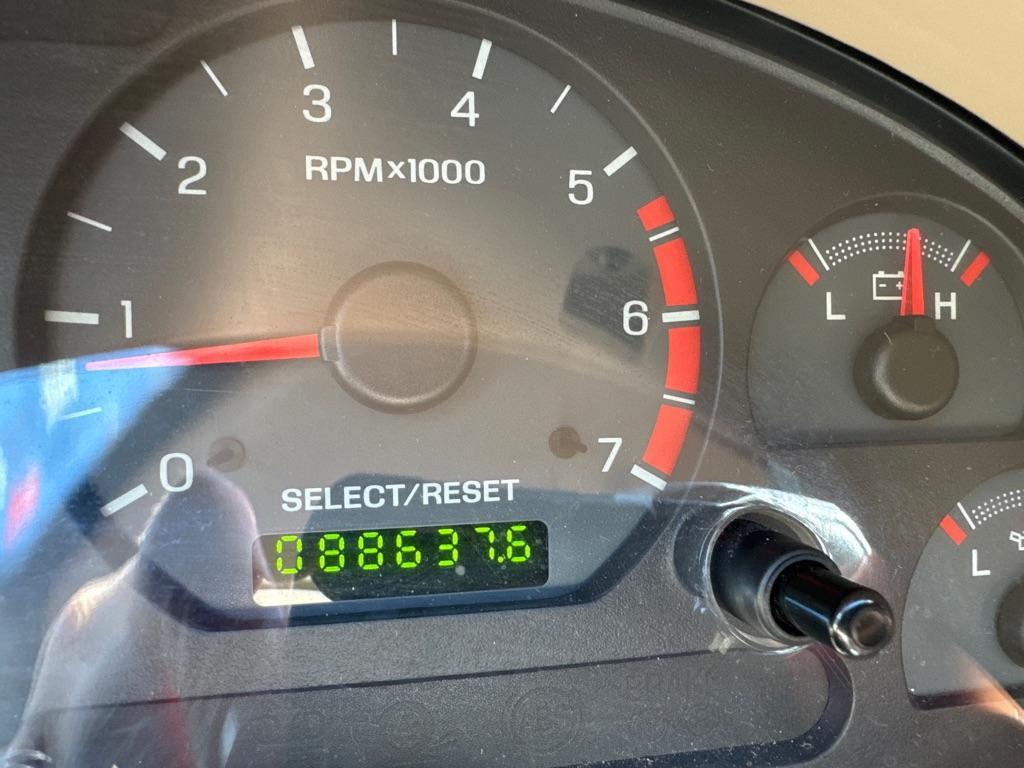 2004 WHITE FORD MUSTANG (1FAFP40434F) with an 3.8L engine, Automatic transmission, located at 2929 9th St. West, Bradenton, 34205, (941) 242-2810, 27.473591, -82.570679 - Thanks for inquring into DriveNation USA! All vehicles listed can be viewed at www.drivenationusa.com for vehicle history reports and additonal info. We cannot quote any terms such as down payments or monthly payments without an application. You can apply directly at www.drivenationusa.com or by con - Photo#11