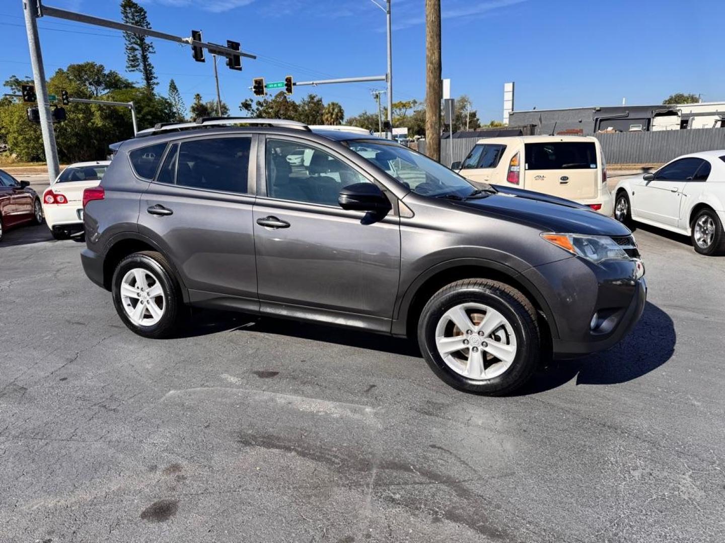 2014 GRAY TOYOTA RAV4 XLE (2T3WFREV6EW) with an 2.5L engine, Automatic transmission, located at 2929 9th St. West, Bradenton, 34205, (941) 242-2810, 27.473591, -82.570679 - Thanks for inquring into DriveNation USA! All vehicles listed can be viewed at www.drivenationusa.com for vehicle history reports and additonal info. We cannot quote any terms such as down payments or monthly payments without an application. You can apply directly at www.drivenationusa.com or by con - Photo#0