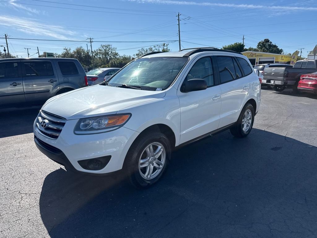 2012 WHITE HYUNDAI SANTA FE GLS (5XYZG3AB1CG) with an 2.4L engine, Automatic transmission, located at 2929 9th St. West, Bradenton, 34205, (941) 242-2810, 27.473591, -82.570679 - Thanks for inquring into DriveNation USA! All vehicles listed can be viewed at www.drivenationusa.com for vehicle history reports and additonal info. We cannot quote any terms such as down payments or monthly payments without an application. You can apply directly at www.drivenationusa.com or by con - Photo#3