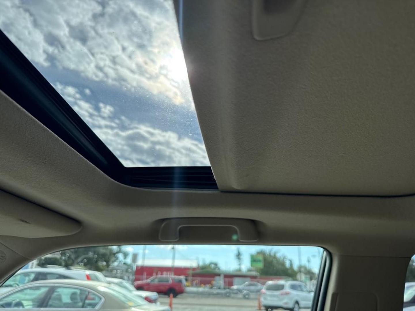 2010 WHITE TOYOTA 4RUNNER SR5 (JTEZU5JR6A5) with an 4.0L engine, Automatic transmission, located at 2929 9th St. West, Bradenton, 34205, (941) 242-2810, 27.473591, -82.570679 - Thanks for inquring into DriveNation USA! All vehicles listed can be viewed at www.drivenationusa.com for vehicle history reports and additonal info. We cannot quote any terms such as down payments or monthly payments without an application. You can apply directly at www.drivenationusa.com or by con - Photo#15