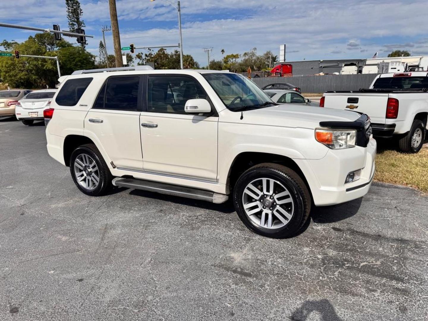 2010 WHITE TOYOTA 4RUNNER SR5 (JTEZU5JR6A5) with an 4.0L engine, Automatic transmission, located at 2929 9th St. West, Bradenton, 34205, (941) 242-2810, 27.473591, -82.570679 - Thanks for inquring into DriveNation USA! All vehicles listed can be viewed at www.drivenationusa.com for vehicle history reports and additonal info. We cannot quote any terms such as down payments or monthly payments without an application. You can apply directly at www.drivenationusa.com or by con - Photo#17