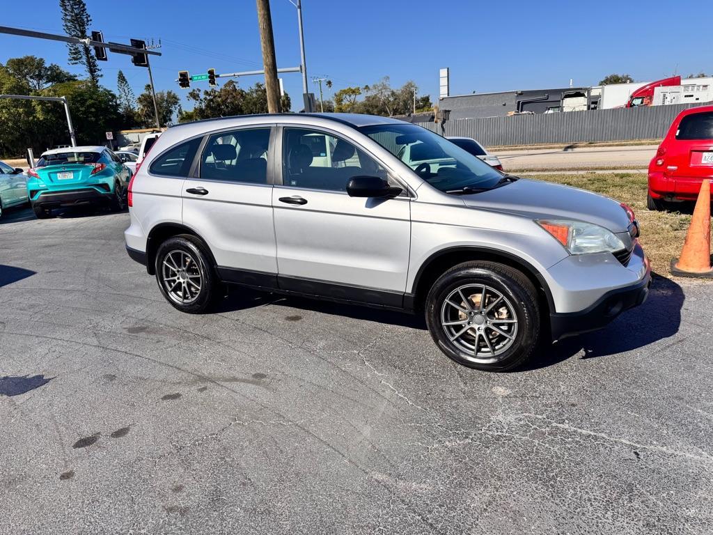2009 GRAY HONDA CR-V LX (3CZRE38379G) with an 2.4L engine, Automatic transmission, located at 2929 9th St. West, Bradenton, 34205, (941) 242-2810, 27.473591, -82.570679 - Photo#1