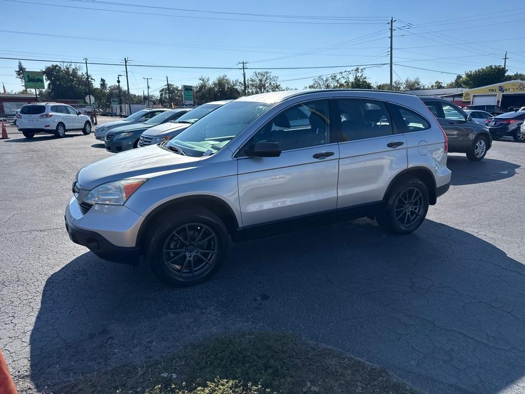 2009 GRAY HONDA CR-V LX (3CZRE38379G) with an 2.4L engine, Automatic transmission, located at 2929 9th St. West, Bradenton, 34205, (941) 242-2810, 27.473591, -82.570679 - Photo#4