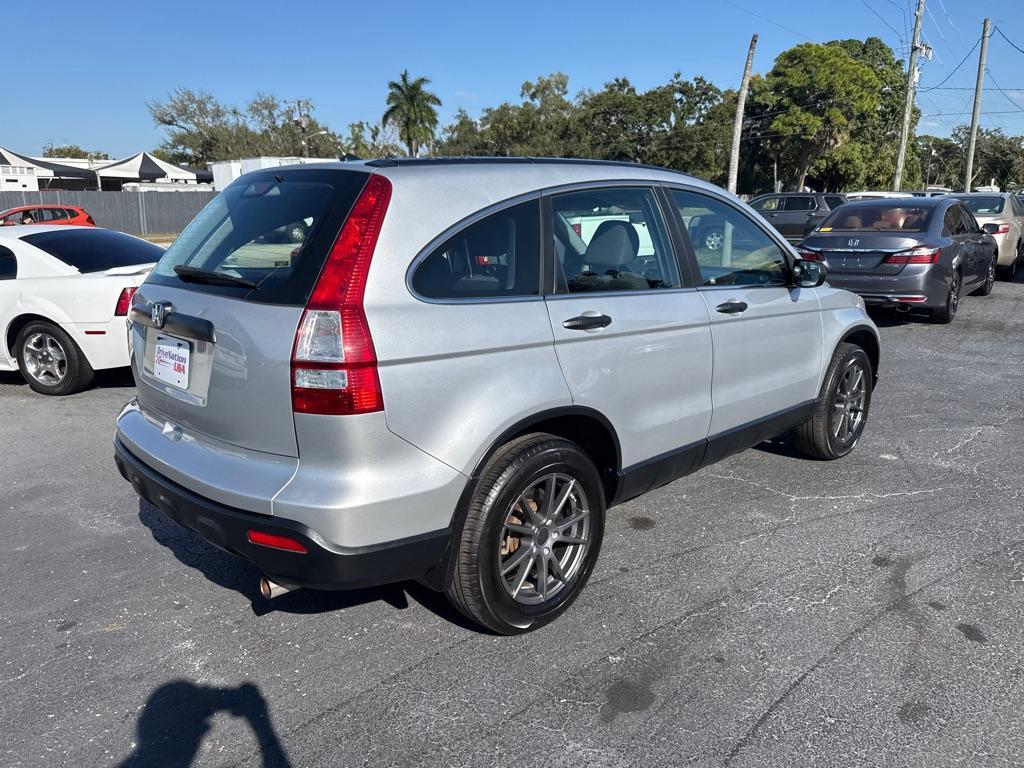 2009 GRAY HONDA CR-V LX (3CZRE38379G) with an 2.4L engine, Automatic transmission, located at 2929 9th St. West, Bradenton, 34205, (941) 242-2810, 27.473591, -82.570679 - Photo#7