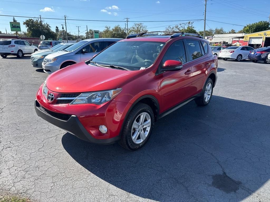 2014 RED TOYOTA RAV4 XLE (JTMWFREV9EJ) with an 2.5L engine, Automatic transmission, located at 2929 9th St. West, Bradenton, 34205, (941) 242-2810, 27.473591, -82.570679 - Thanks for inquring into DriveNation USA! All vehicles listed can be viewed at www.drivenationusa.com for vehicle history reports and additonal info. We cannot quote any terms such as down payments or monthly payments without an application. You can apply directly at www.drivenationusa.com or by con - Photo#4