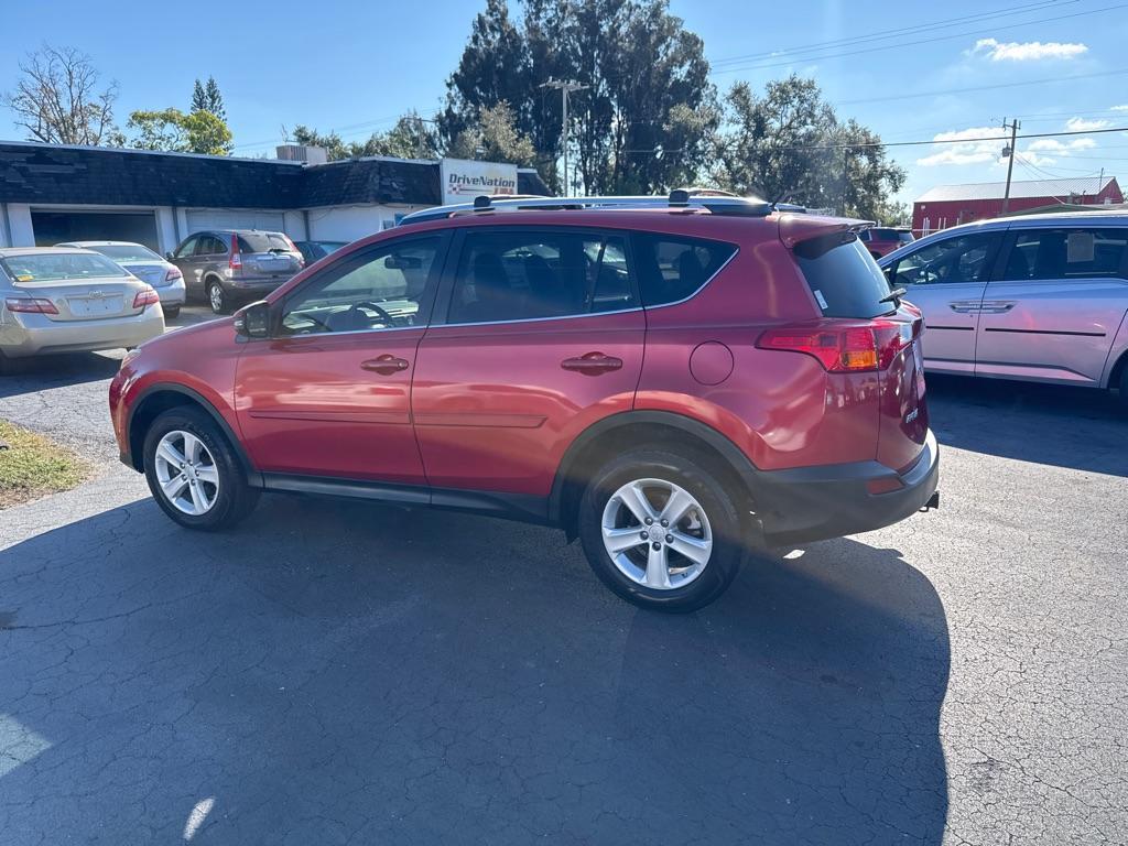 2014 RED TOYOTA RAV4 XLE (JTMWFREV9EJ) with an 2.5L engine, Automatic transmission, located at 2929 9th St. West, Bradenton, 34205, (941) 242-2810, 27.473591, -82.570679 - Thanks for inquring into DriveNation USA! All vehicles listed can be viewed at www.drivenationusa.com for vehicle history reports and additonal info. We cannot quote any terms such as down payments or monthly payments without an application. You can apply directly at www.drivenationusa.com or by con - Photo#5