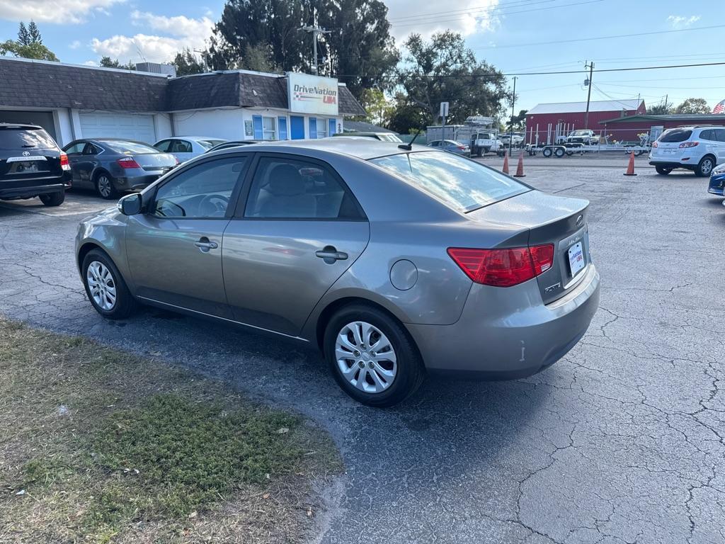 2010 SILVER KIA FORTE EX (KNAFU4A26A5) with an 2.0L engine, Automatic transmission, located at 2929 9th St. West, Bradenton, 34205, (941) 242-2810, 27.473591, -82.570679 - Photo#3
